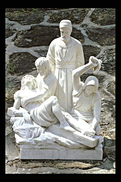 Crusification Statues