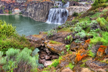 Shoshone Falls