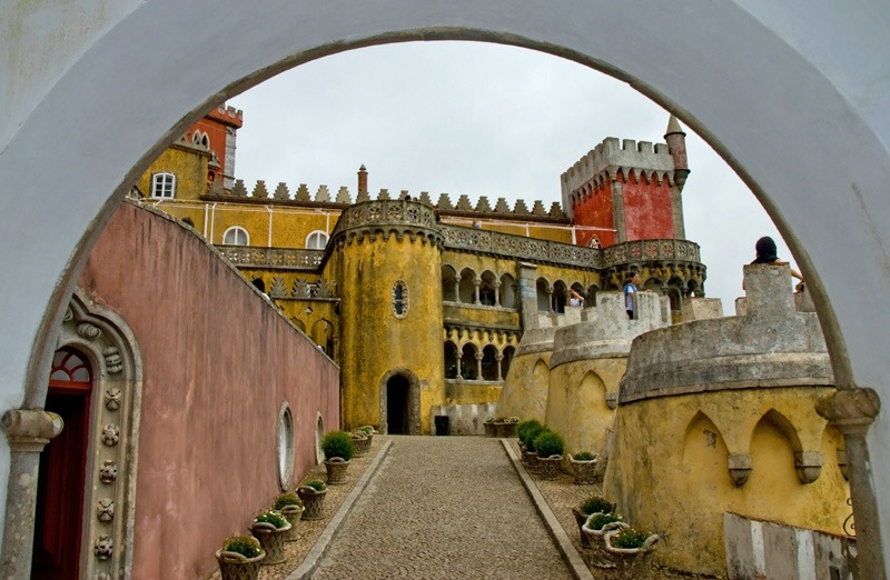 Through the Castle Wall