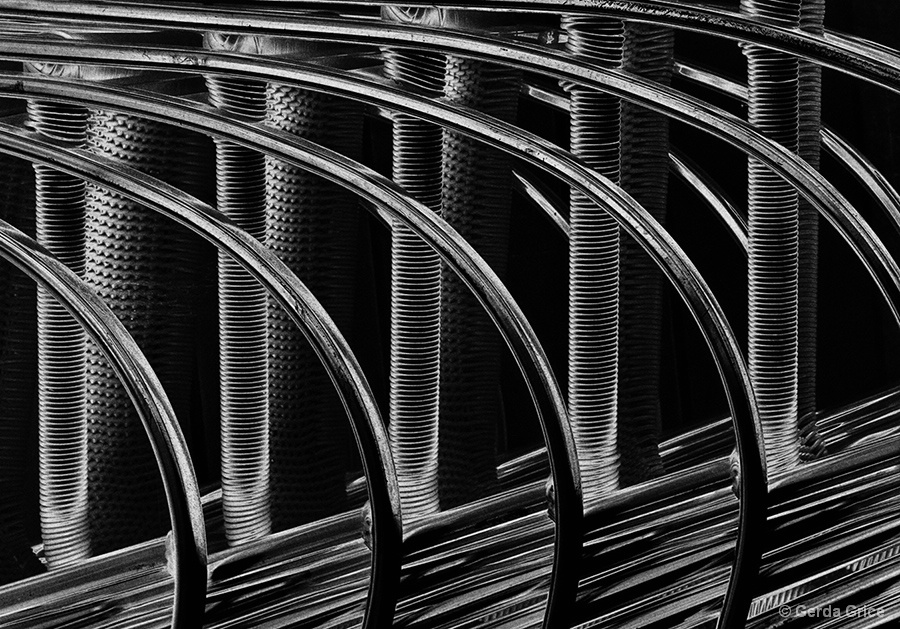 Metallic Lines and Curves