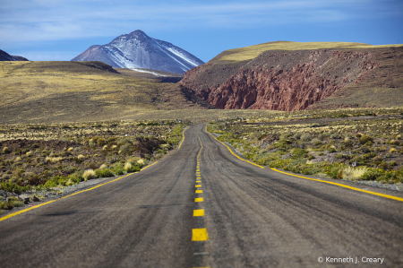 The Road to Lagunas Miscanti y Miñiques