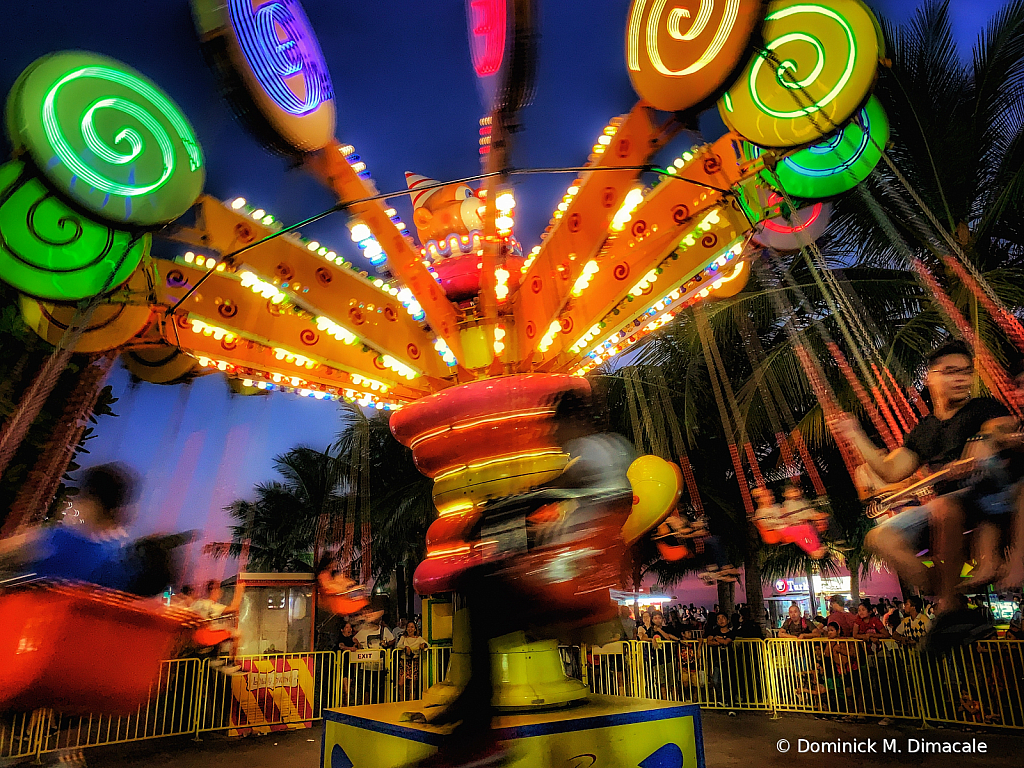 ~ ~ AT THE AMUSEMENT PARK ~ ~ 