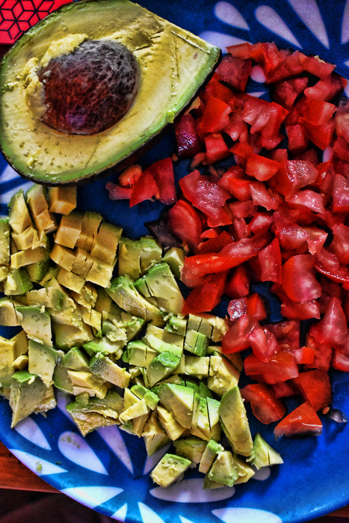 AVOCADO AND TOMATO SALAD