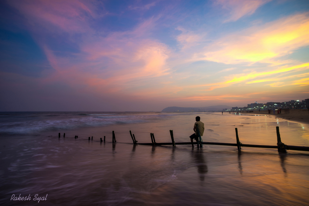 GOLDEN HOURS AT BEACH