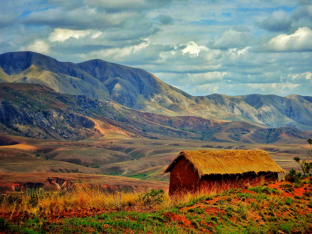 ~ ~ CABIN IN THE MOUNTAIN ~ ~ 