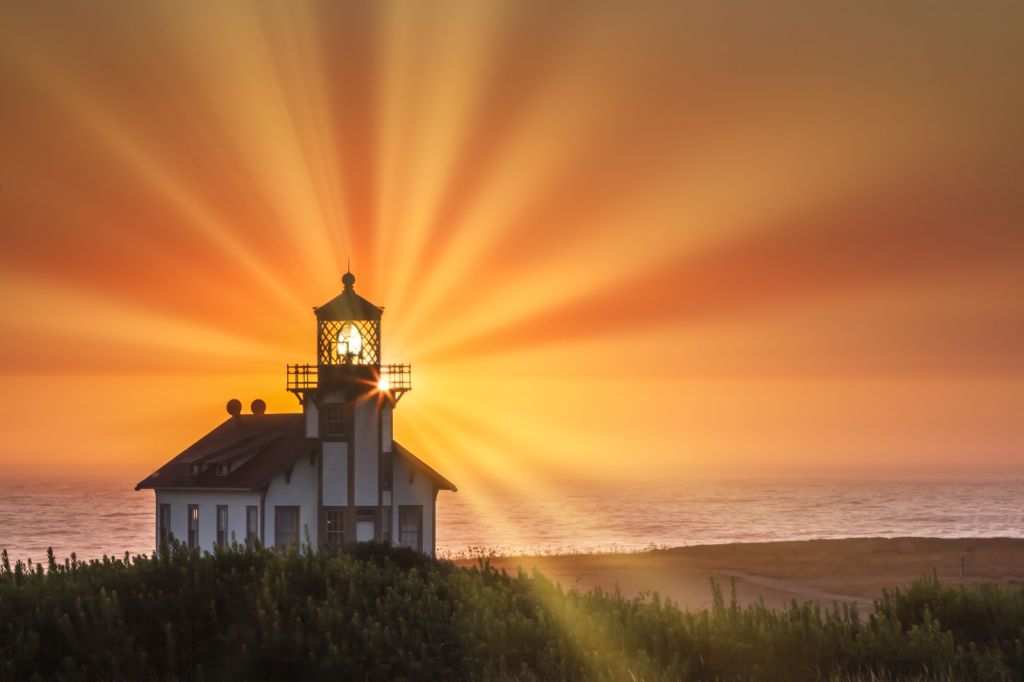 Lighthouse Sunset  3888
