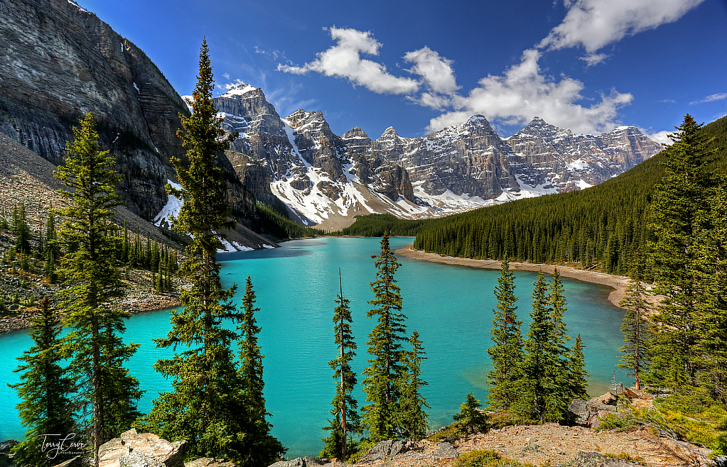 Beautiful Moraine Lake