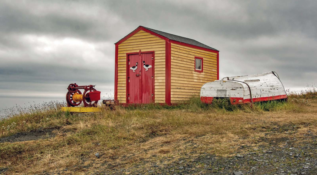 Hilltop Shed - ID: 16013859 © Sheila Faryna