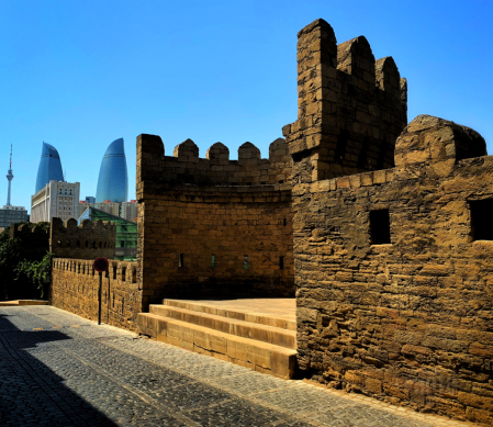 ~ ~ WALKING IN OLD BAKU ~ ~ 