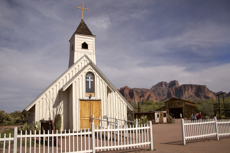 The Elvis Memorial Chapel