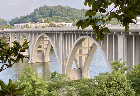 Henley Street Bridge