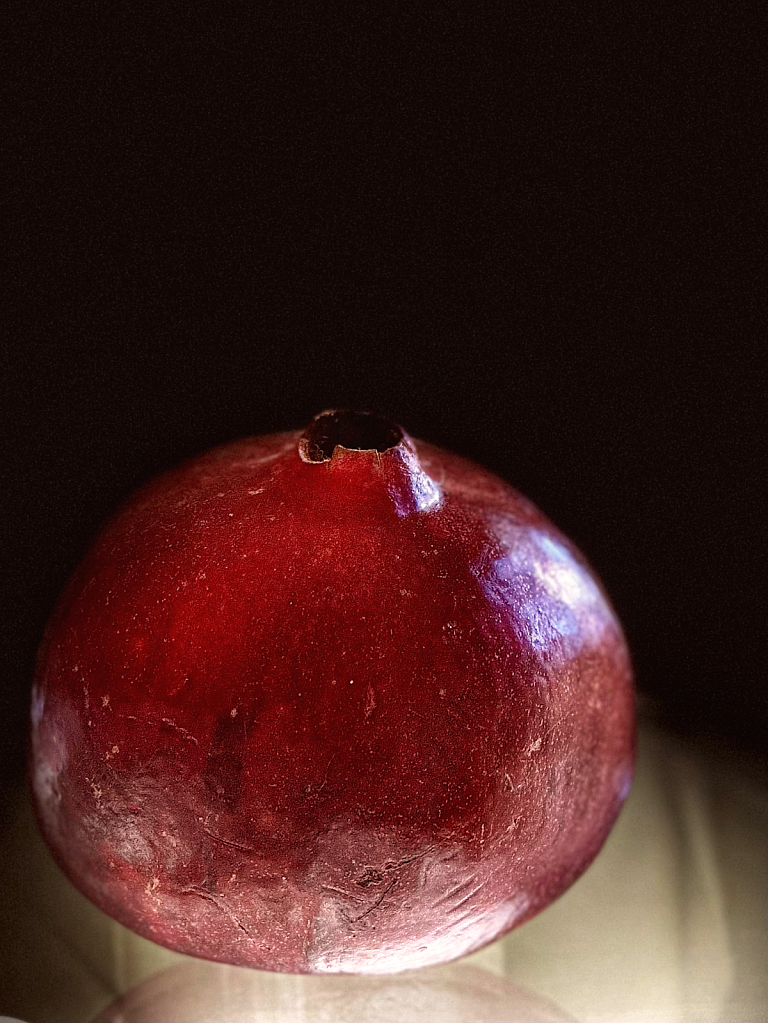 Pomegranate Light