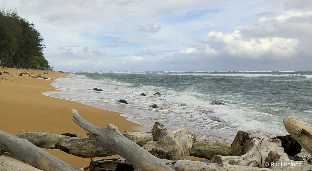 Quite beach in Kauai