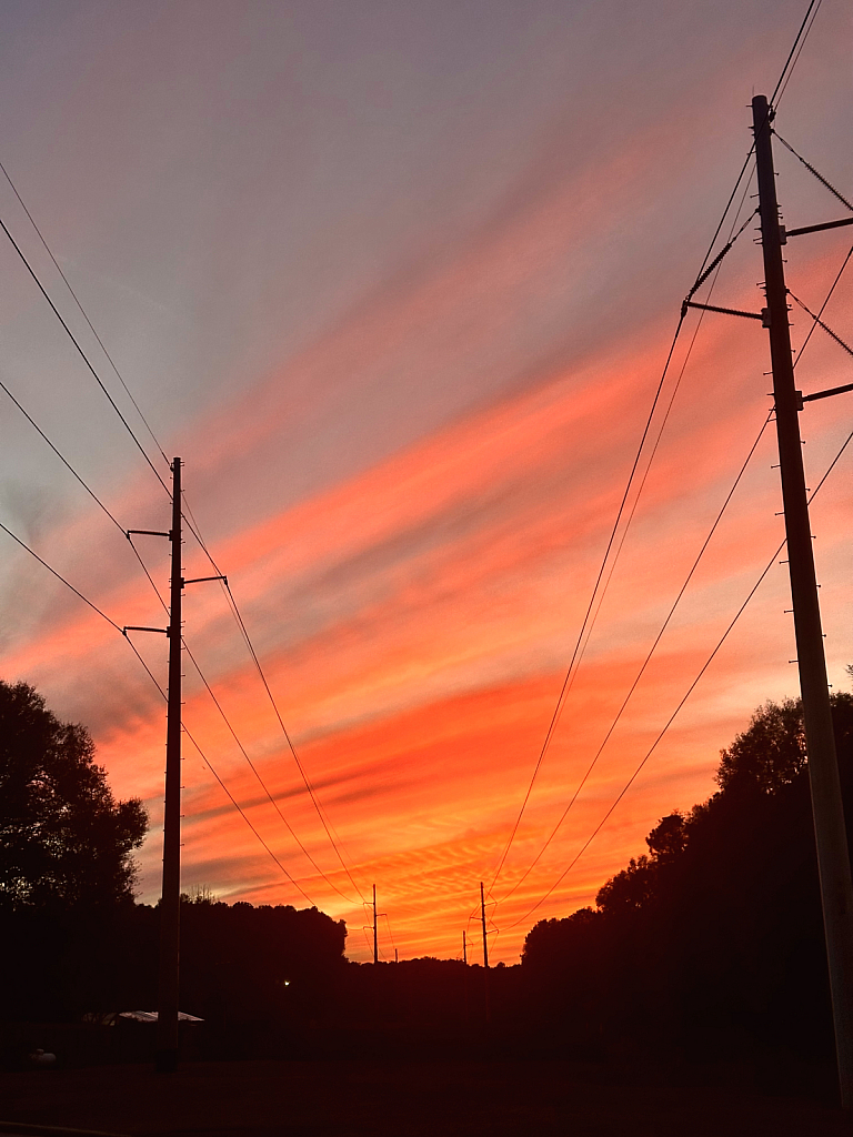 Sky beyond the lines - ID: 16112695 © Elizabeth A. Marker