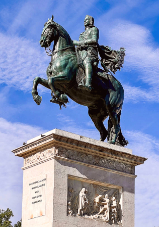 Felipe IV in Madrid Monument