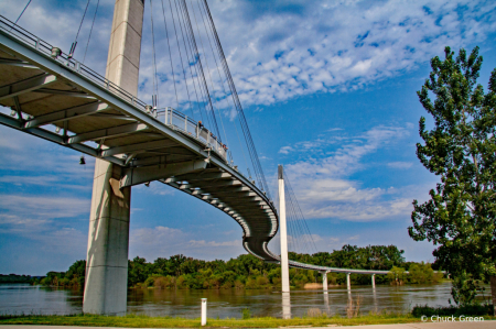 Friendship Pedestrian Bridge