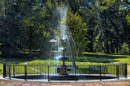 TheMarshallSquareParkFountainDay1