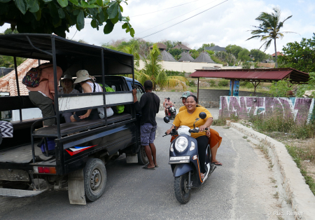 Lembongan Island scooter traffic