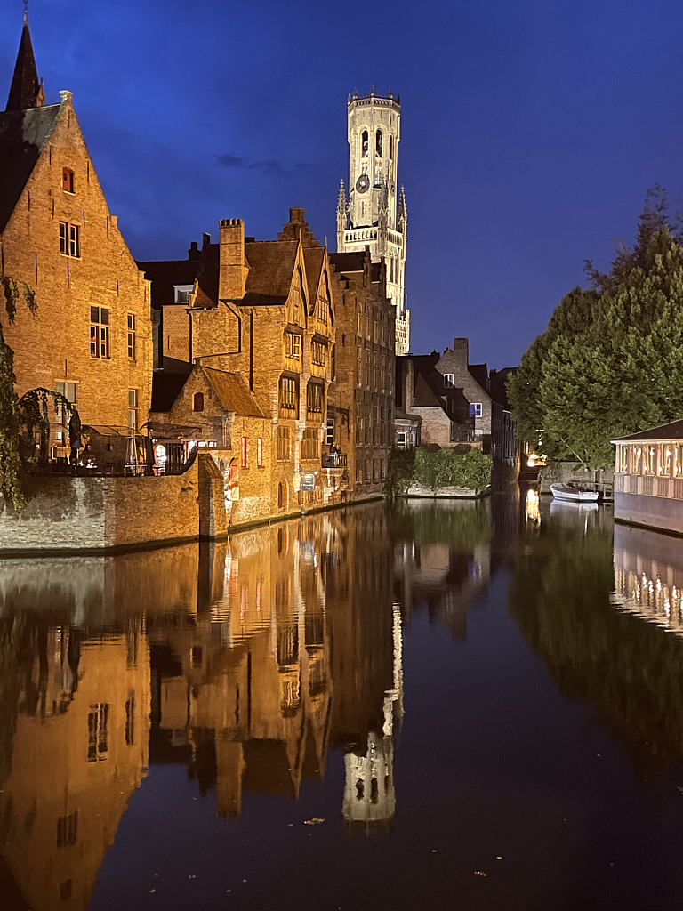 Brugges in evening glory