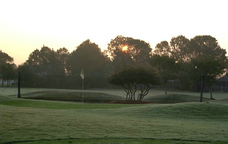 Hombre Golf Sunrise