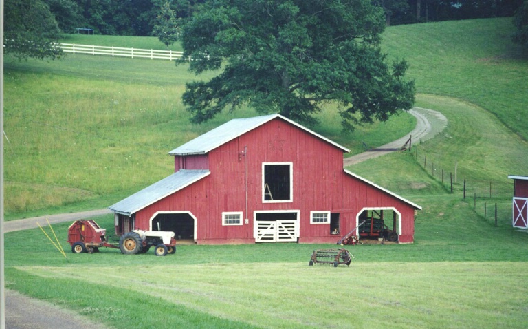 Creek Road Barn