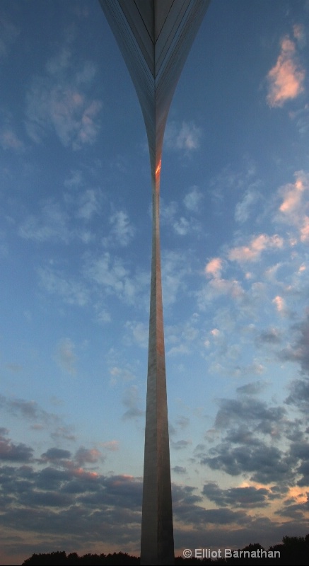 the arch at dusk