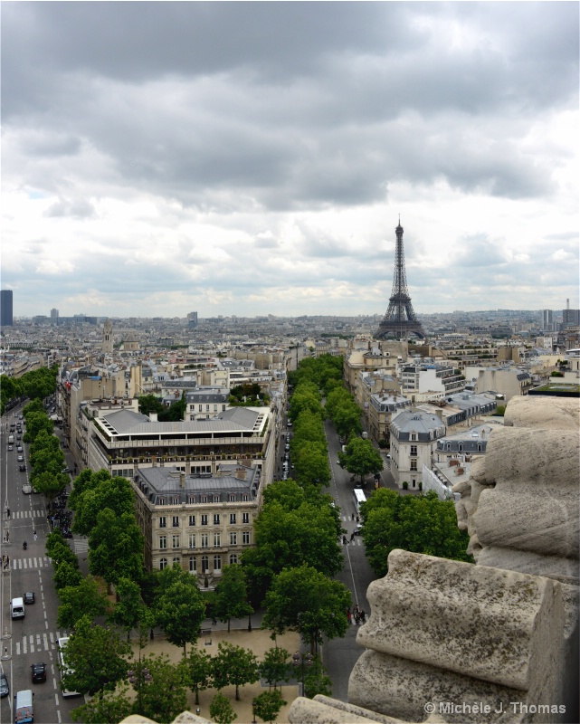 Another View of La Tour Eiffel !