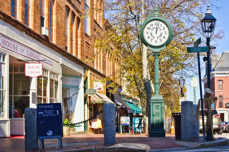 Front and Centre Streets