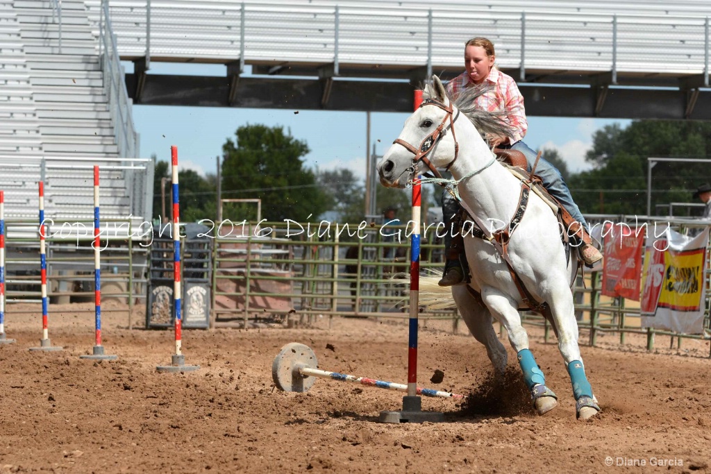 Graycee Mills 5th  Under Nephi Poles 3.JPG