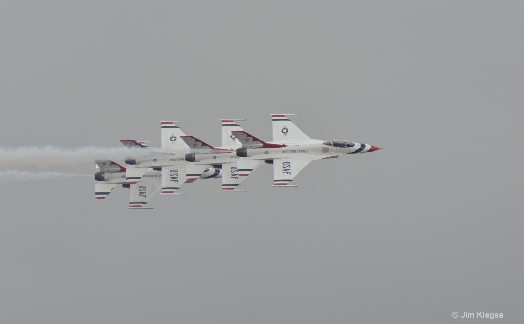 Thunderbirds Four Ship Pass