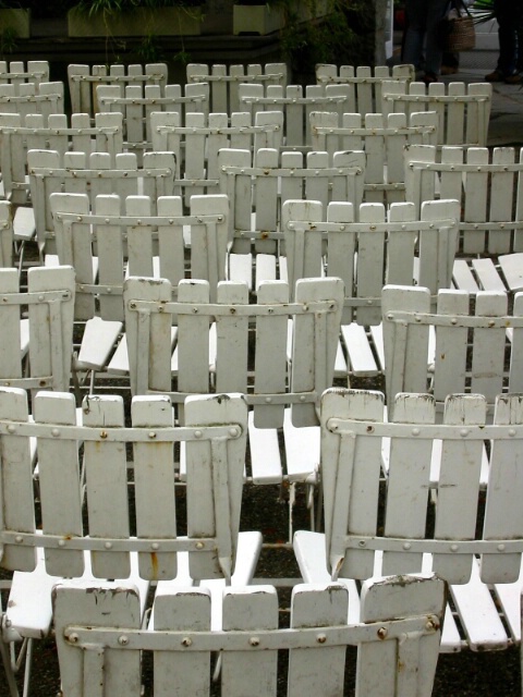 WC - White Chairs II