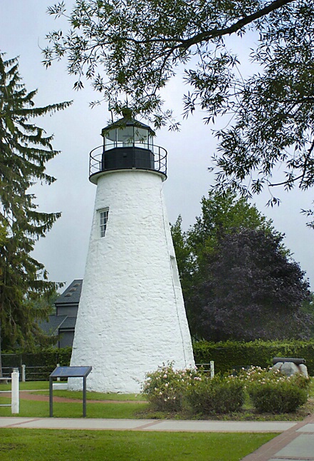 Concord Point Lighthouse - ID: 470870 © Frederick A. Franzella