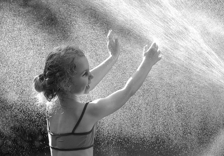 Photography Contest Grand Prize Winner - December 2005: The joy of summer