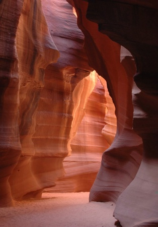 Antelope Canyon ( the Bear)