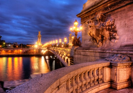 My favorite bridge in Paris....