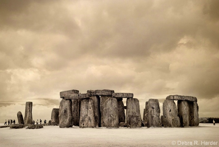 Stonehenge (IR)