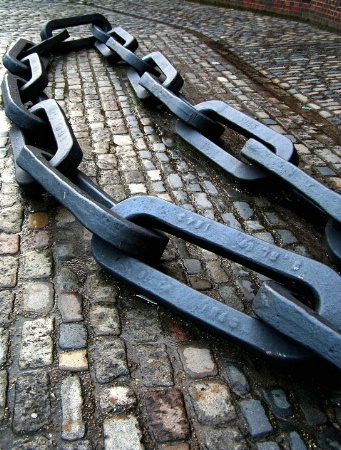 A blue anchor chain
