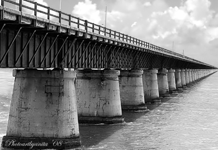 Old Seven Mile Bridge