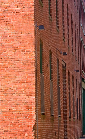 2510.brick walls