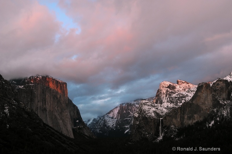 Yosemite Valley Sunset