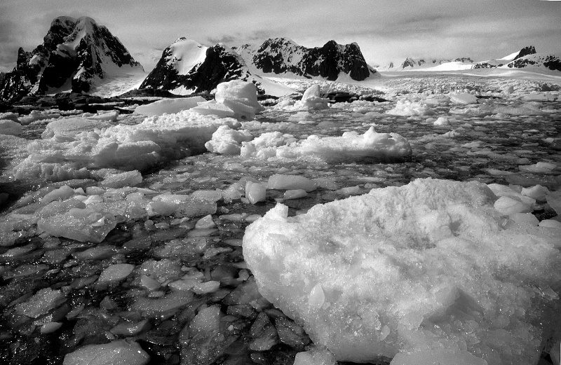 MountainScape B&W 6