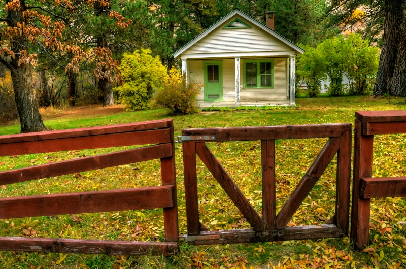 Sawmill Creek Guard Station