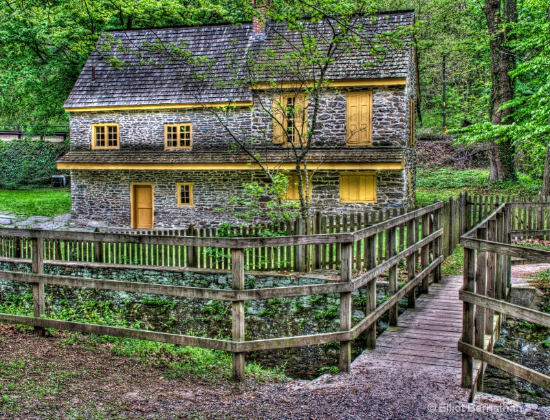 Wissahickon in Spring 26 - ID: 11700273 © Elliot Barnathan