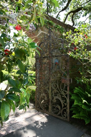 old garden gate (before)