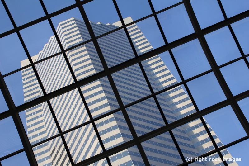 Atrium Silhouette / Fulbright Tower