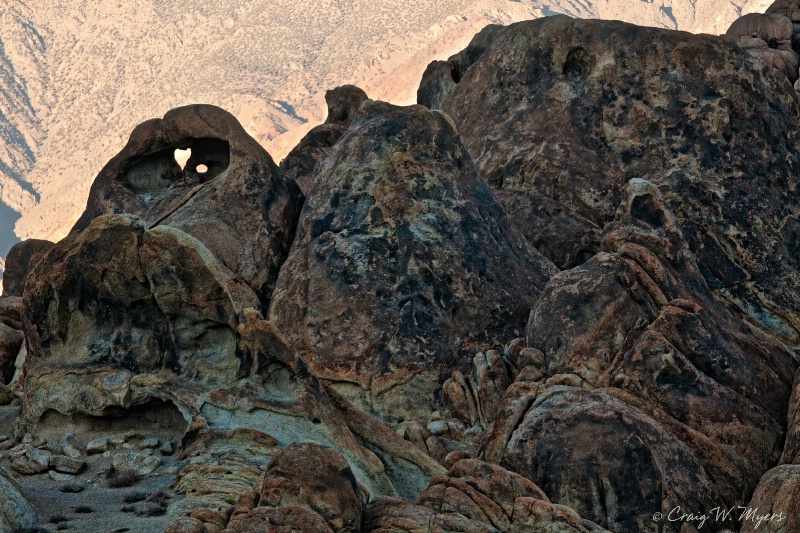 Heart Arch - Alabama Hills