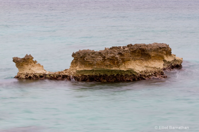 Water and the Rock 6 - ID: 12746226 © Elliot Barnathan