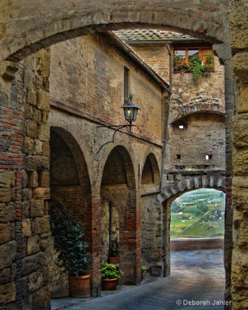 Walking through Montipulciano