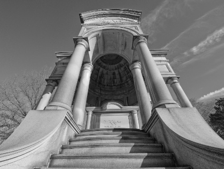 Foster Mausoleum at Woodlawn Cemetery