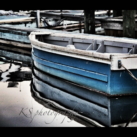 blue boat *